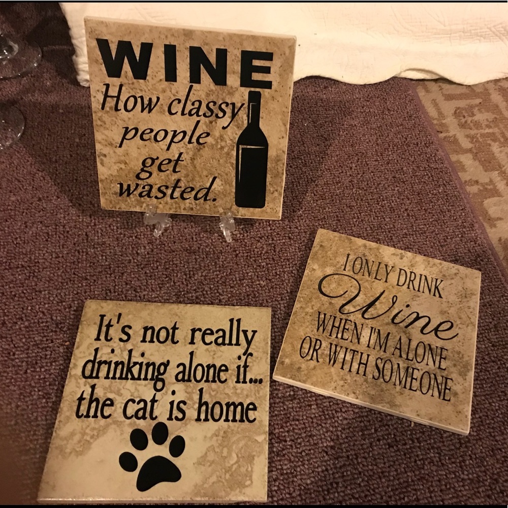Funny wine tiles with stand